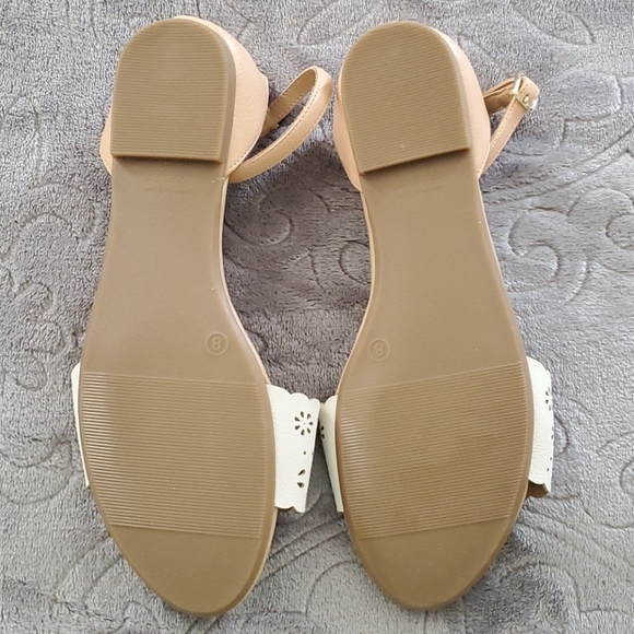 Old navy flats - Picture 5 of 6